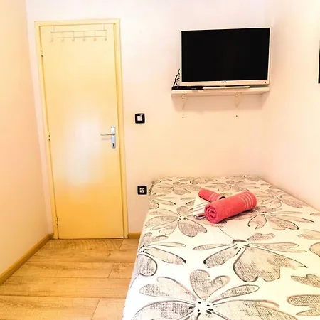 Marina Apartment *